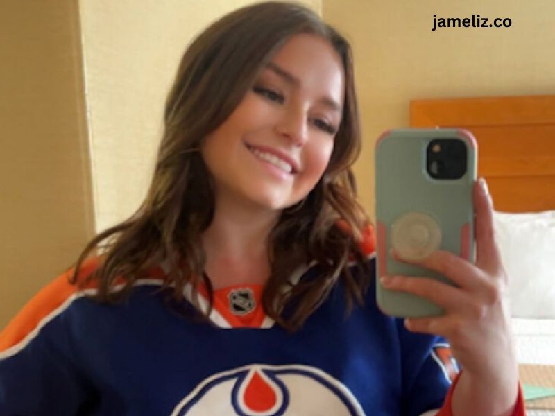 Oilers Fan Flash Not Censored